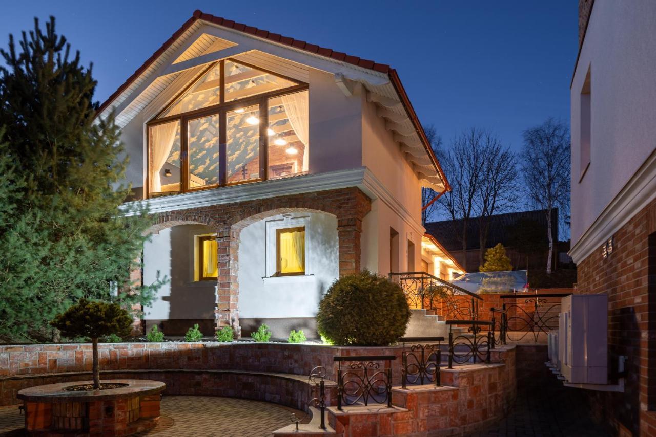 Lavender Inn Guest House Viesvenai エクステリア 写真