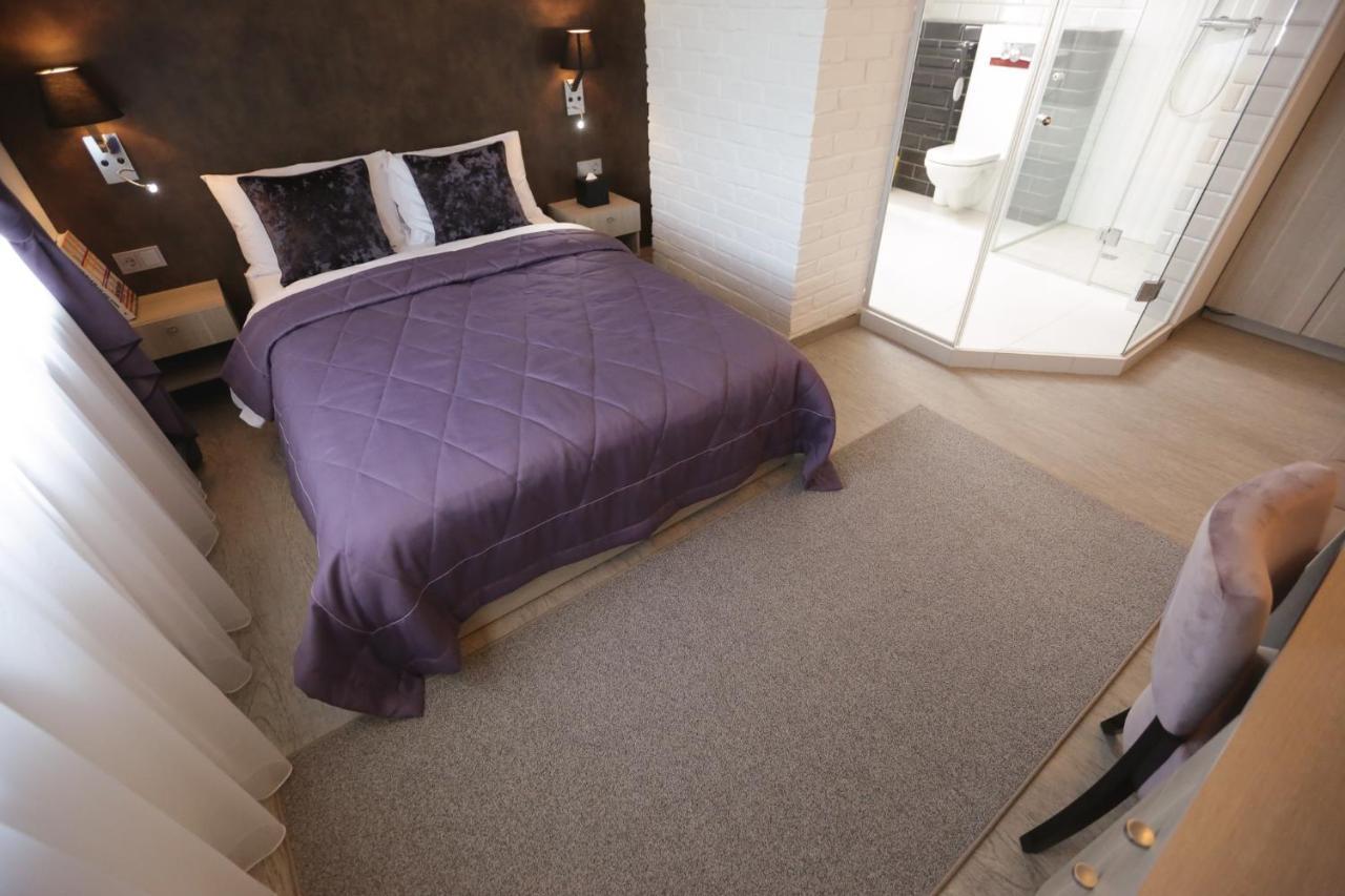 Lavender Inn Guest House Viesvenai エクステリア 写真